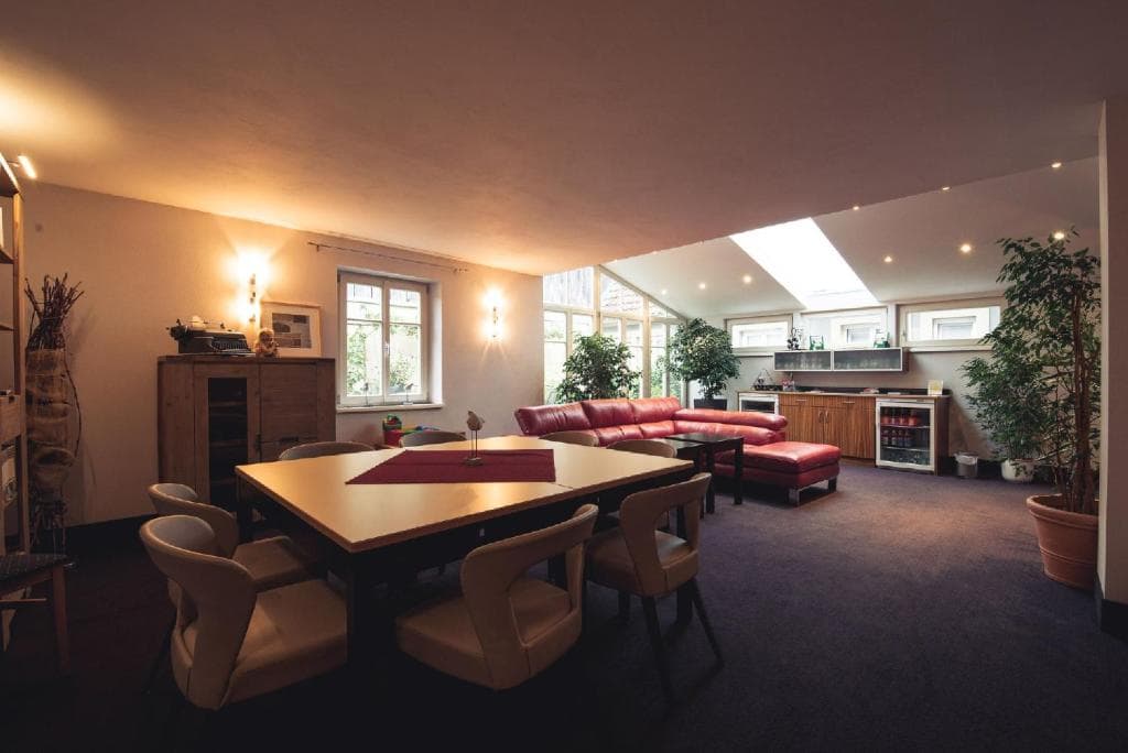 Gallery image 1