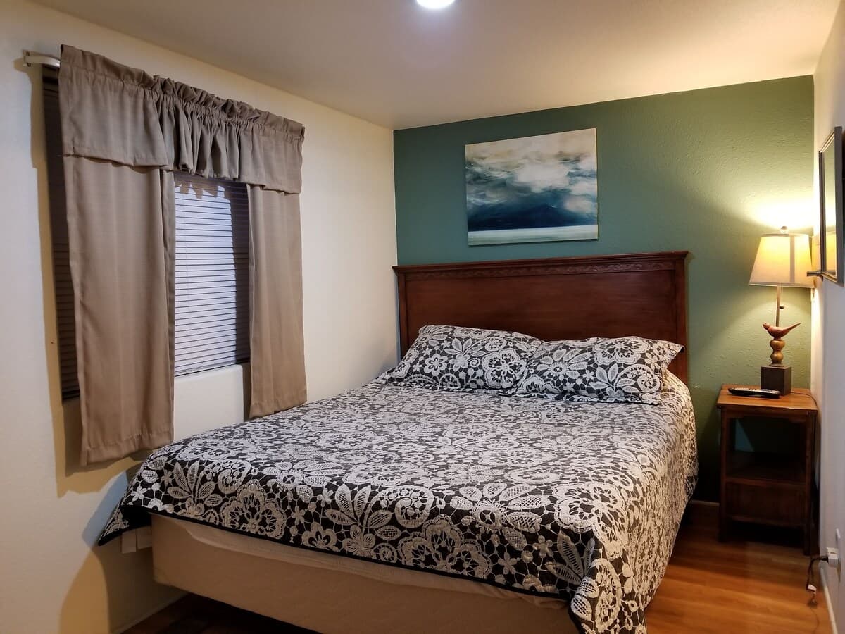 Gallery image 1